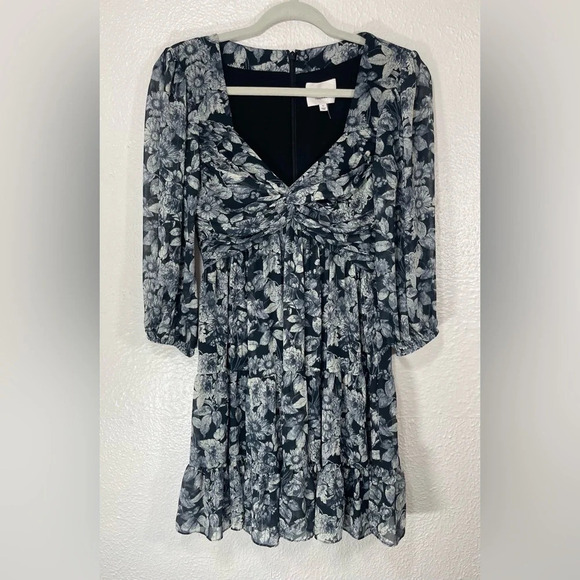 Cinq à Sept NWOT 'Harlie' Floral-Print Tiered Mini-Dress in Slate Multi Women 0 - Picture 1 of 15